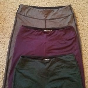 3 pairs of knee length striped running tights